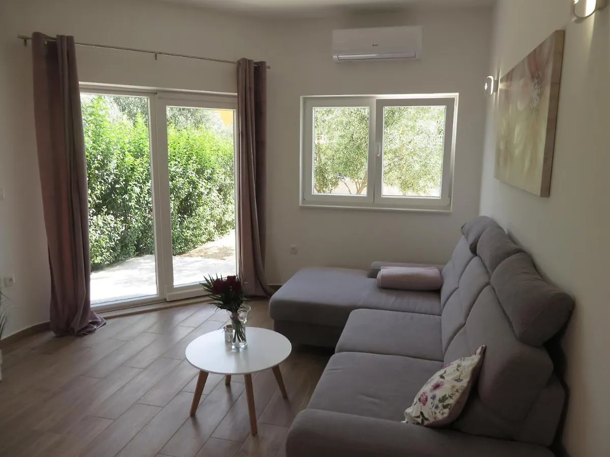 M&L Holliday Home Biograd Na Moru