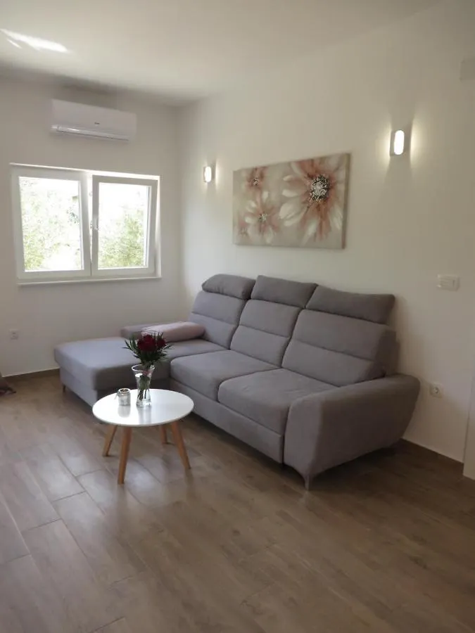 M&L Holliday Home Biograd Na Moru
