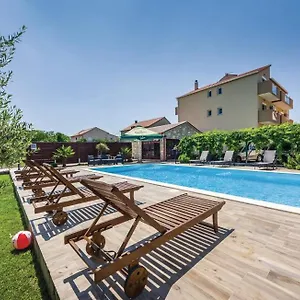 Apartment Mikulic, Weißenburg
