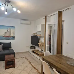 Pensjonat Plavia Biograd, Biograd Na Moru